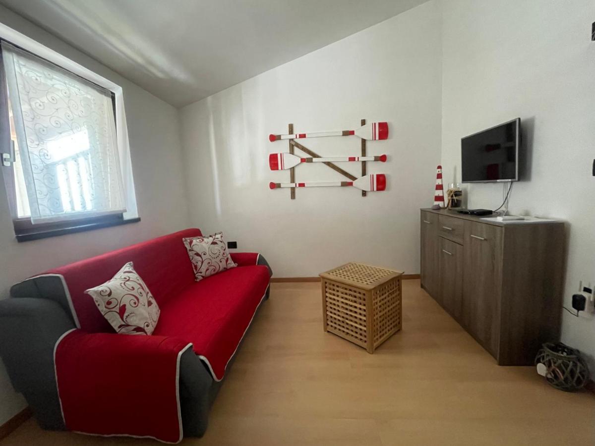 Residence4A-Appartamento Rosso ราฟนี ภายนอก รูปภาพ