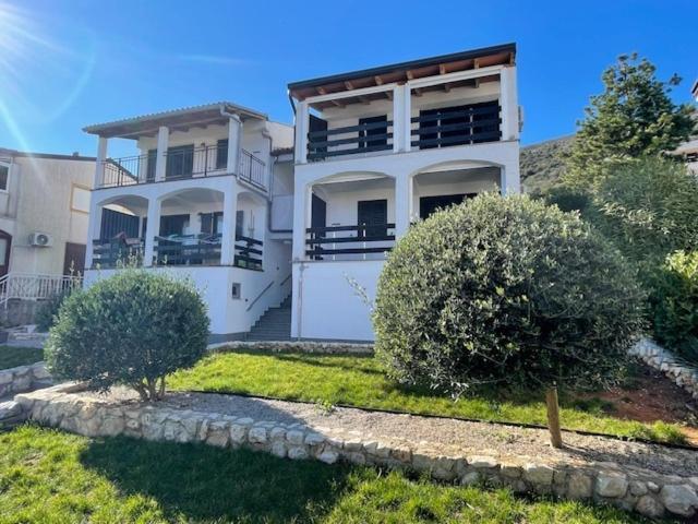 Residence4A-Appartamento Rosso ราฟนี ภายนอก รูปภาพ